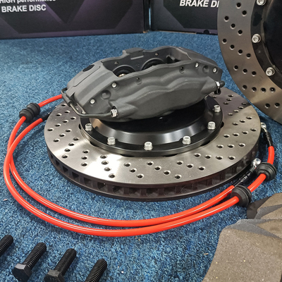 Front Driver Passenger Honda Calipers voor Auto remt Gewijzigde Geboorde Geventileerde Schijven